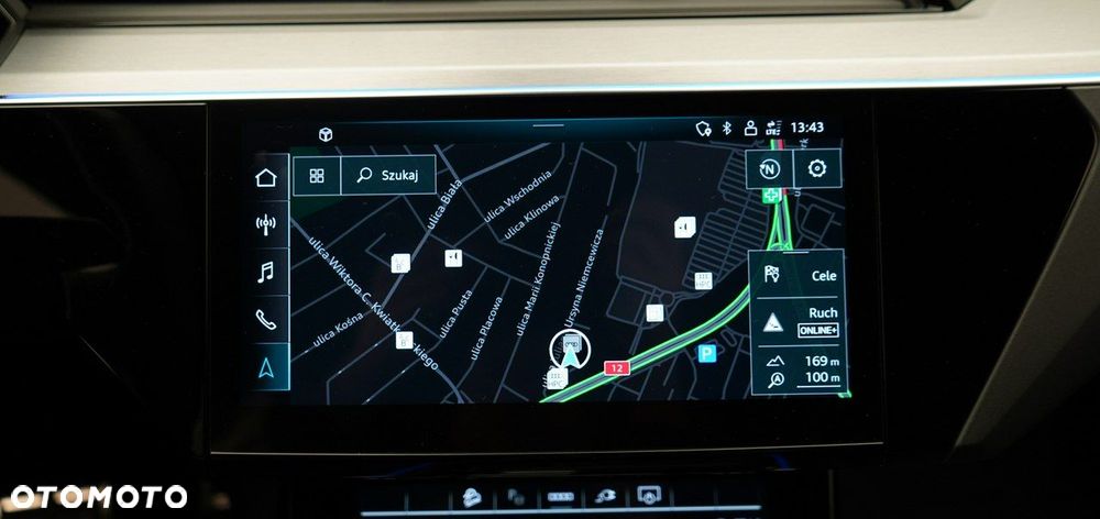 Audi Q8 Sportback e-tron - 32