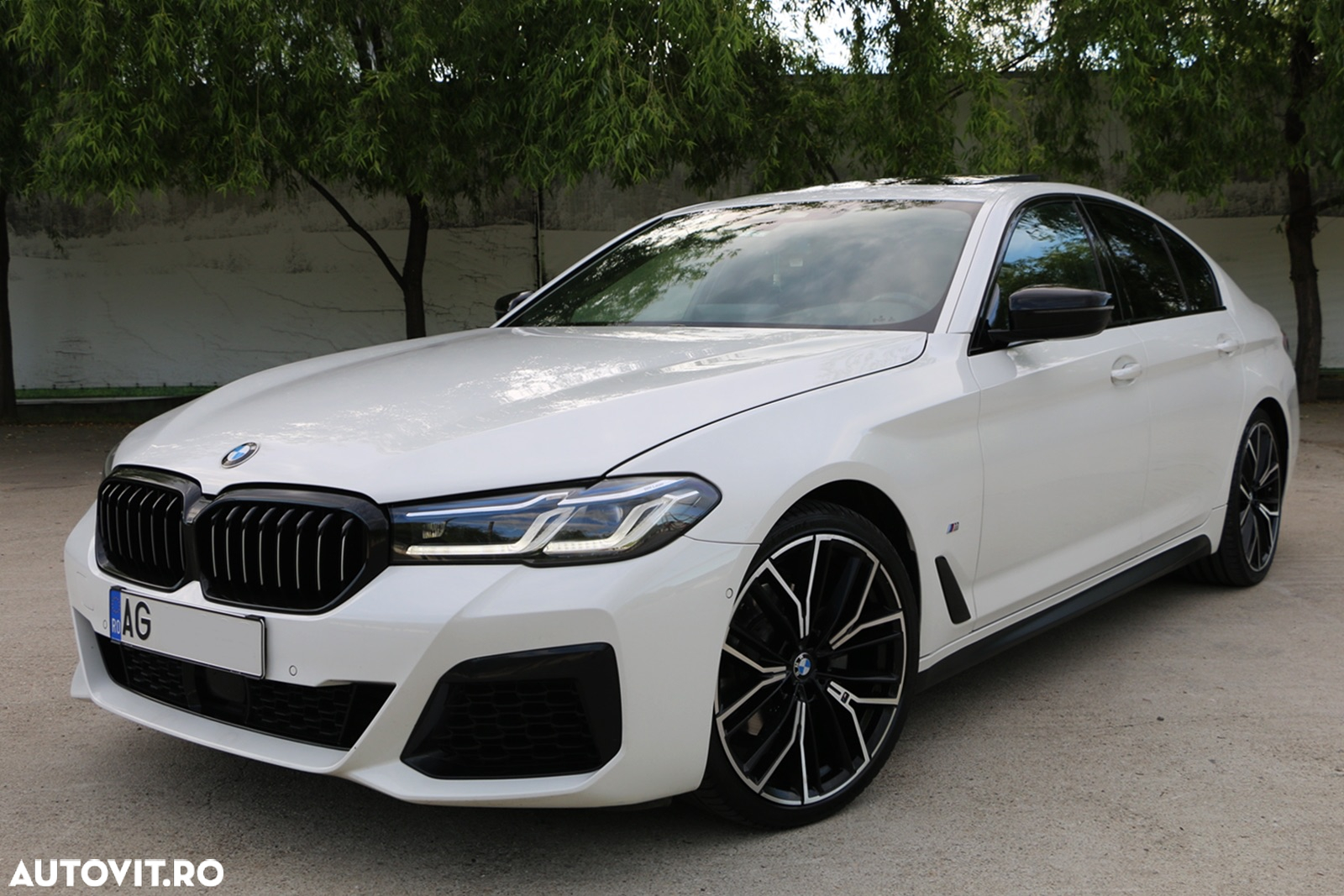 BMW Seria 5 520d xDrive AT MHEV - 4