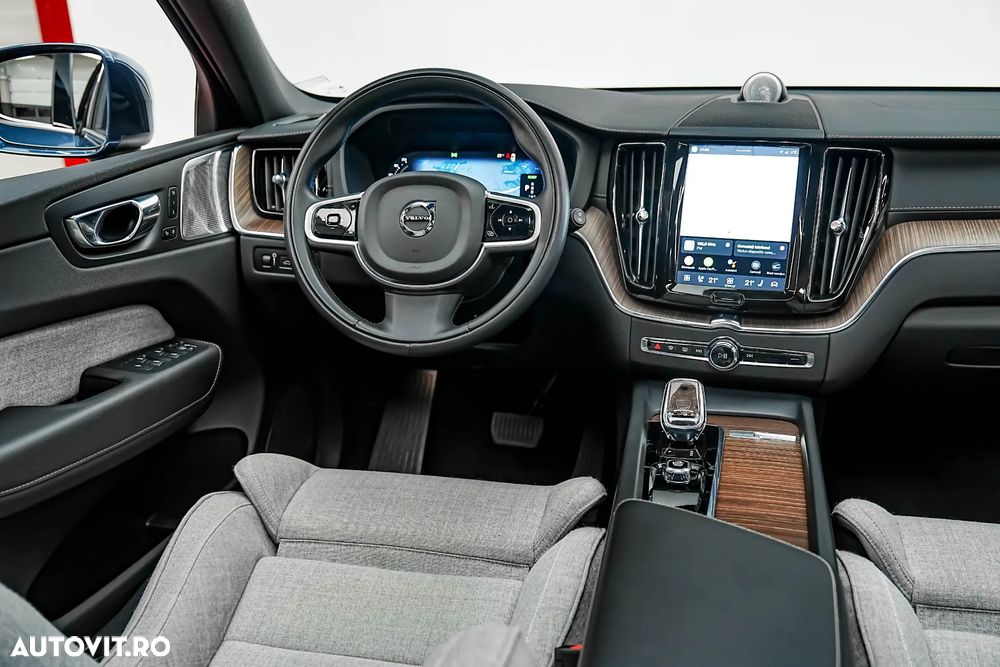 Volvo XC 60 T8 AWD Recharge Geartronic Inscription - 16