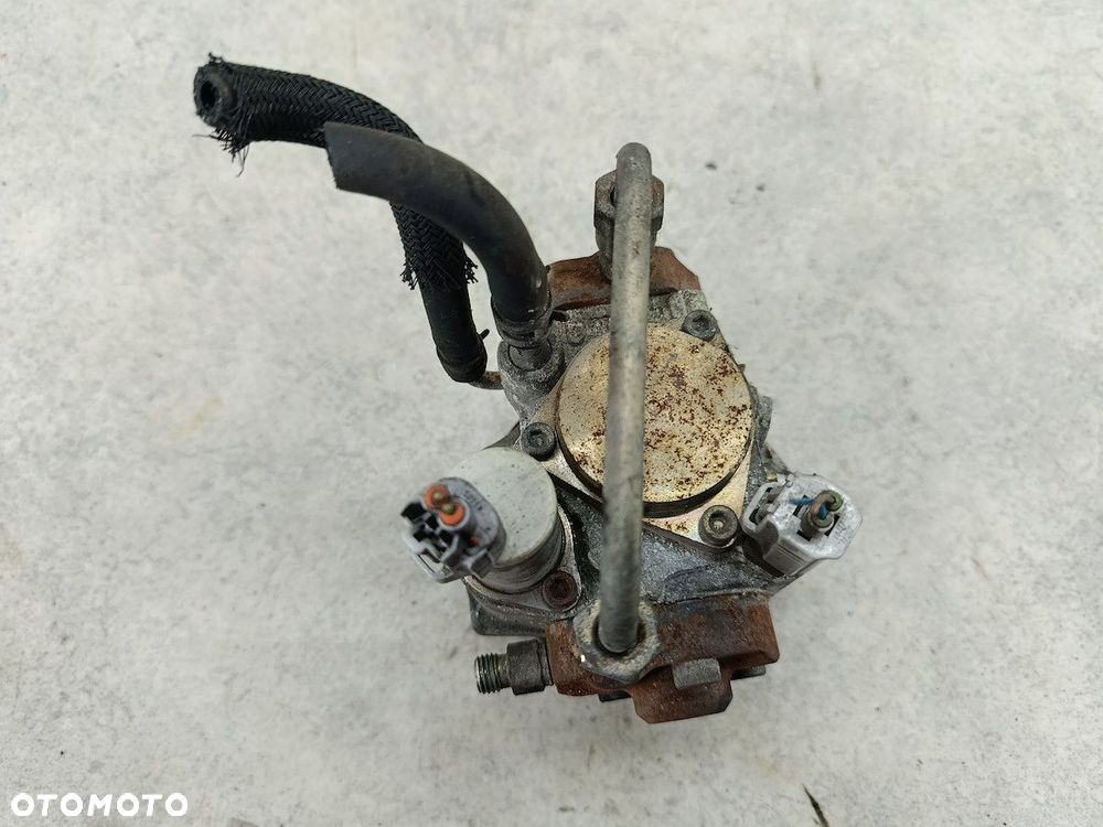 POMPA WTRYSKOWA TOYOTA AVENSIS II T25 DENSO 2.0 D-4D - 6