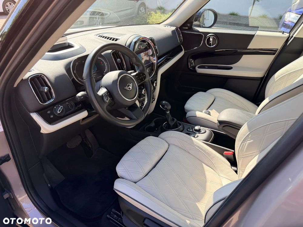MINI Countryman Cooper SE ALL4 - 10