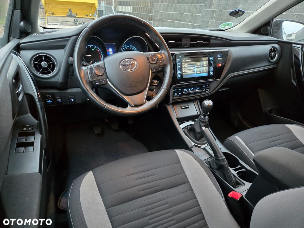 Toyota Auris 1.2 T Premium - 5