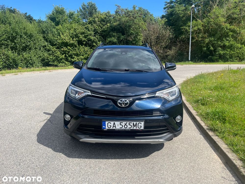 Toyota RAV4 2.0 D-4D Premium 4x2 - 2