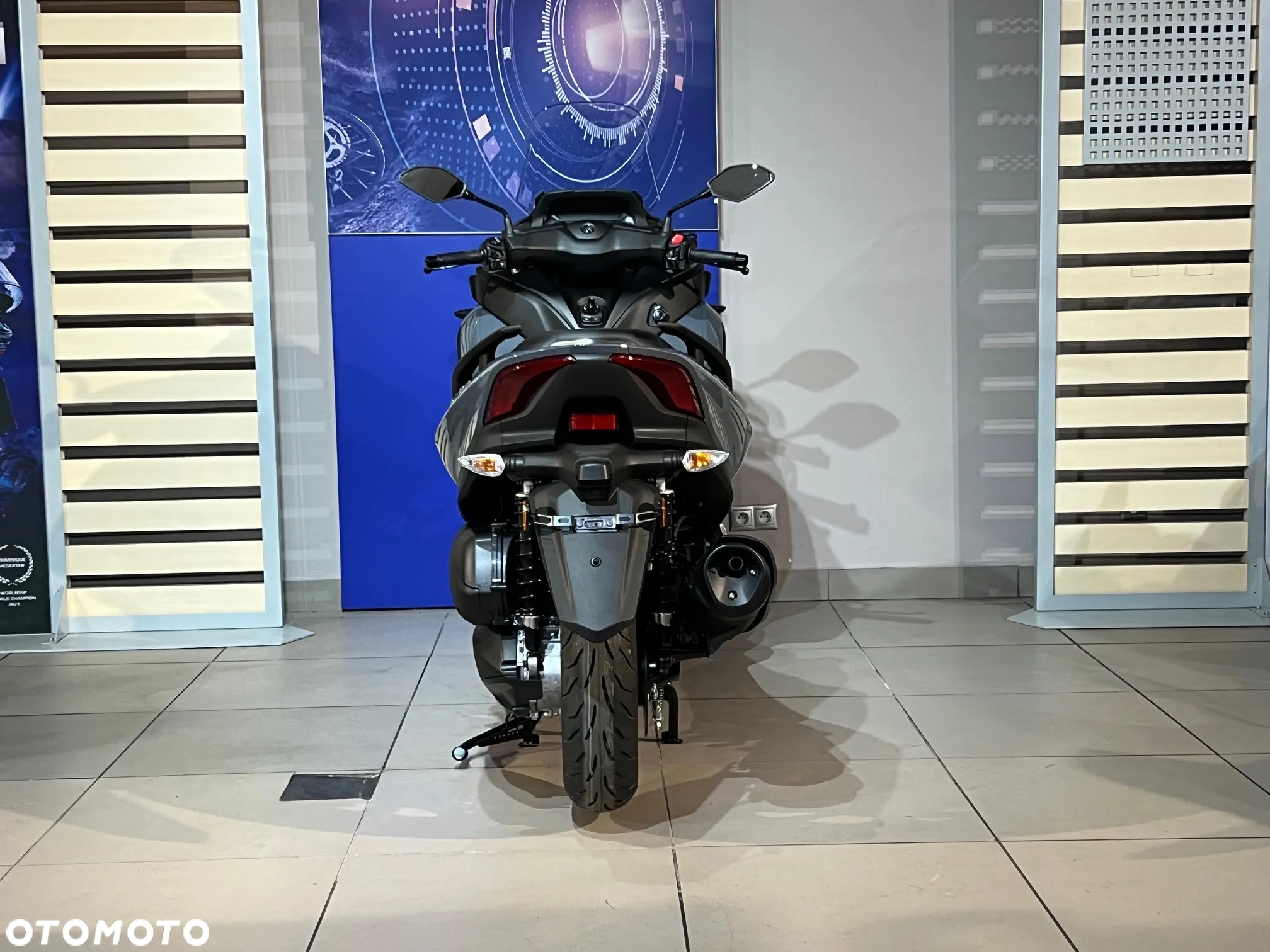 Yamaha Tricity - 4