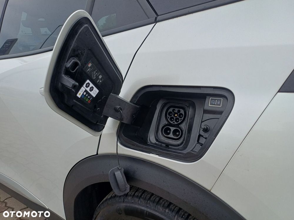 Peugeot 2008 - 11