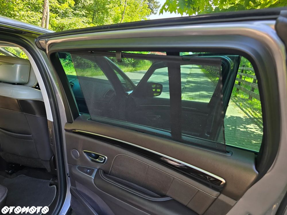 Renault Espace 1.6 dCi Energy Initiale Paris EDC 7os - 32