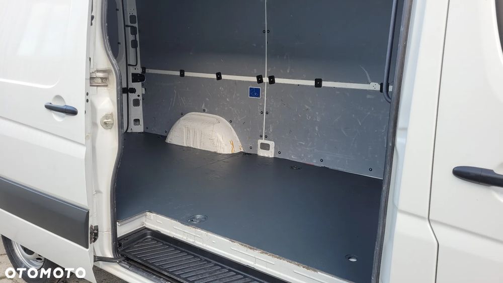 Volkswagen CRAFTER - 13