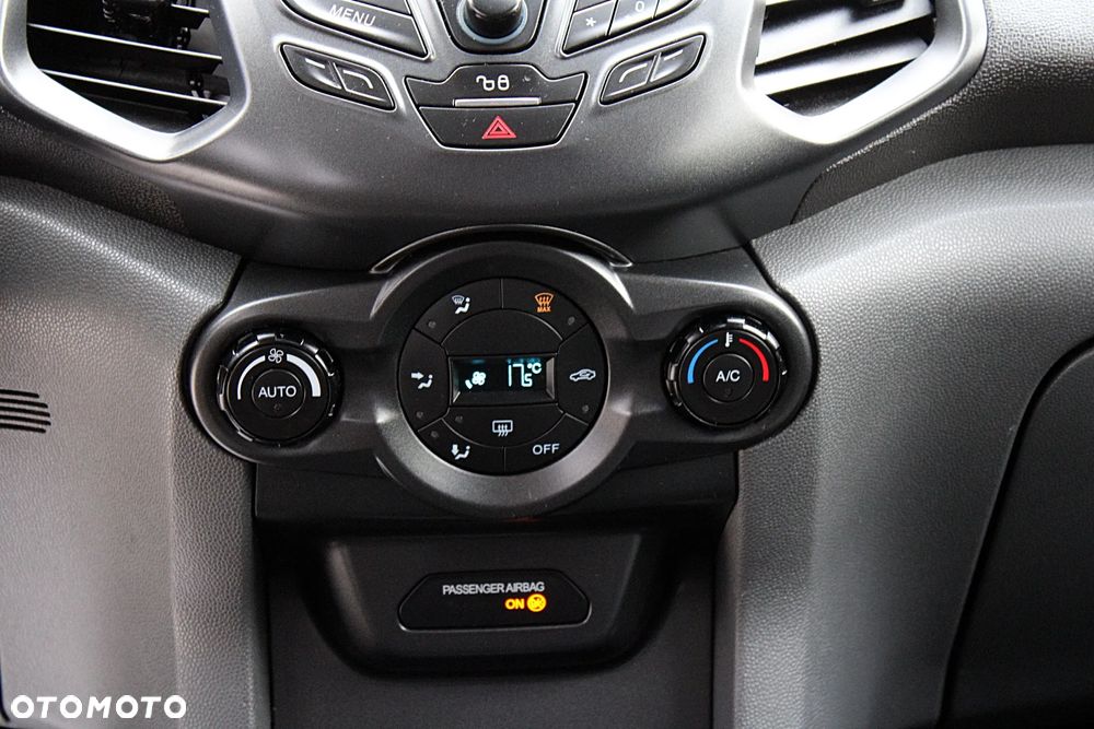 Ford EcoSport - 18