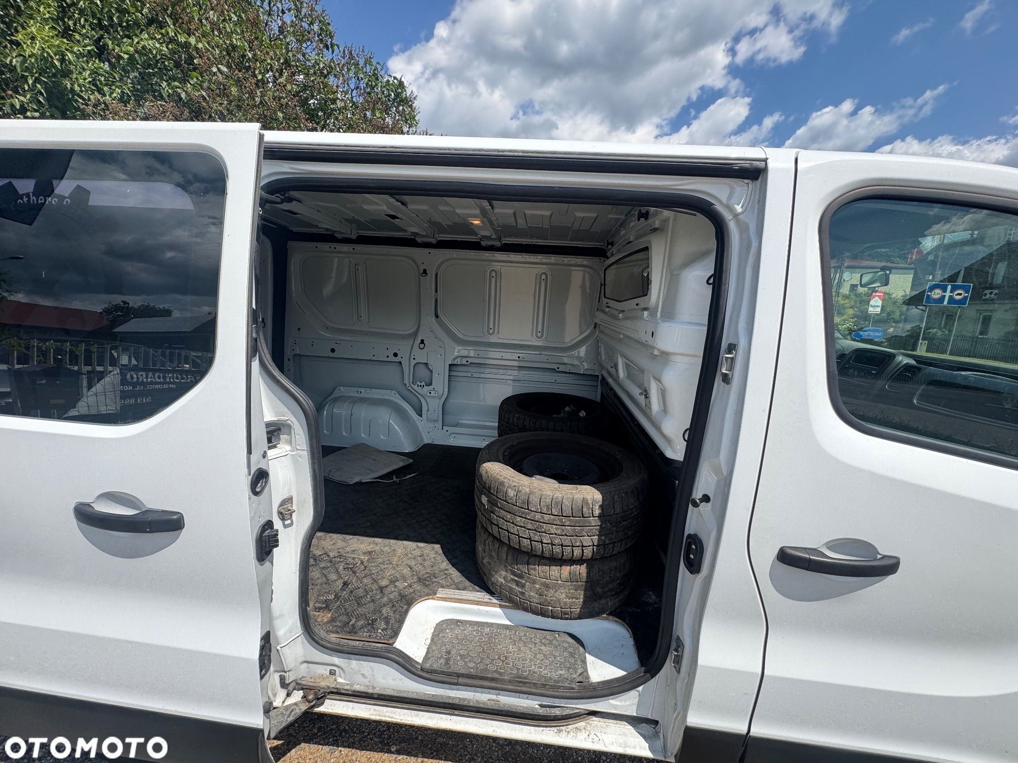 Opel Vivaro - 12