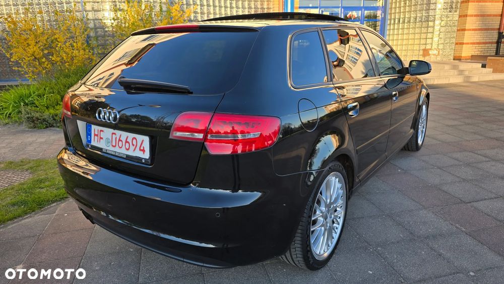 Audi A3 Sportback 1.4 TFSI S Line Sportpaket plus - 11