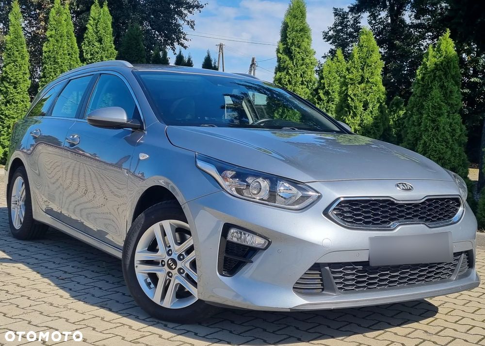 Kia Ceed - 7