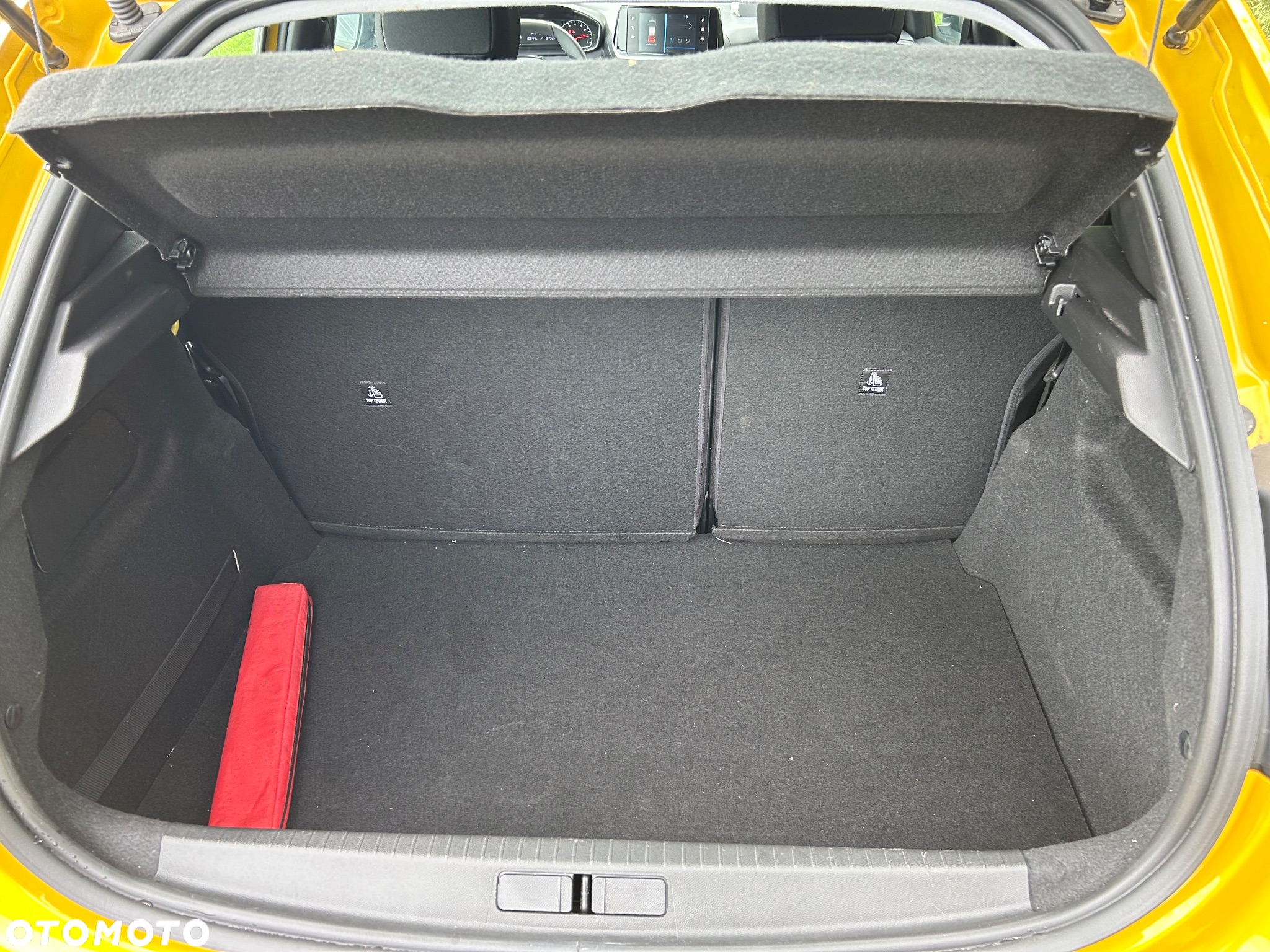 Peugeot 208 - 27
