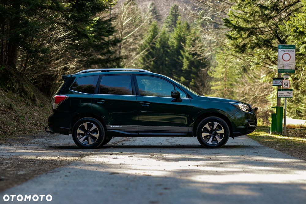 Subaru Forester 2.0D Exclusive - 4