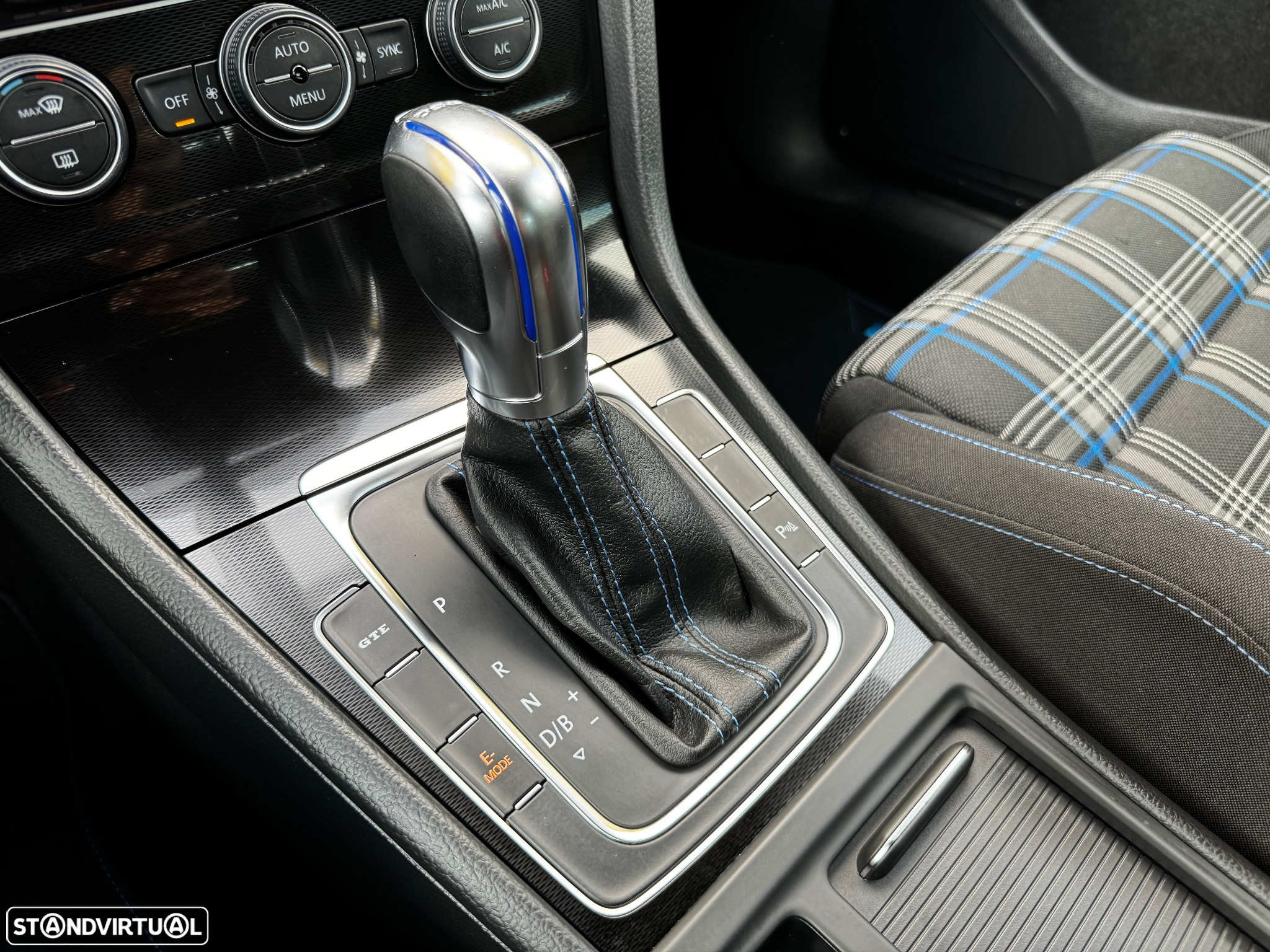 VW Golf 1.4 GTE Plug-in - 26