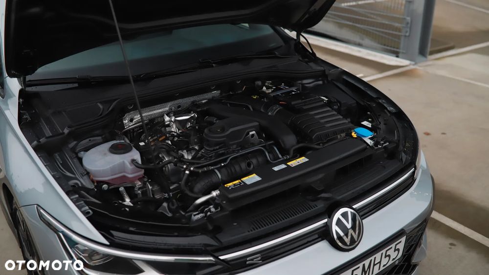 Volkswagen Golf - 16