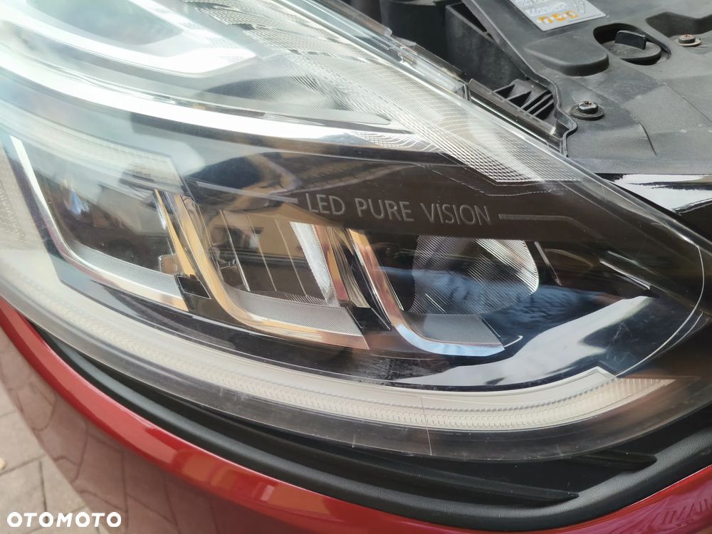 Renault Clio ENERGY TCe 120 LIMITED 2018 - 22