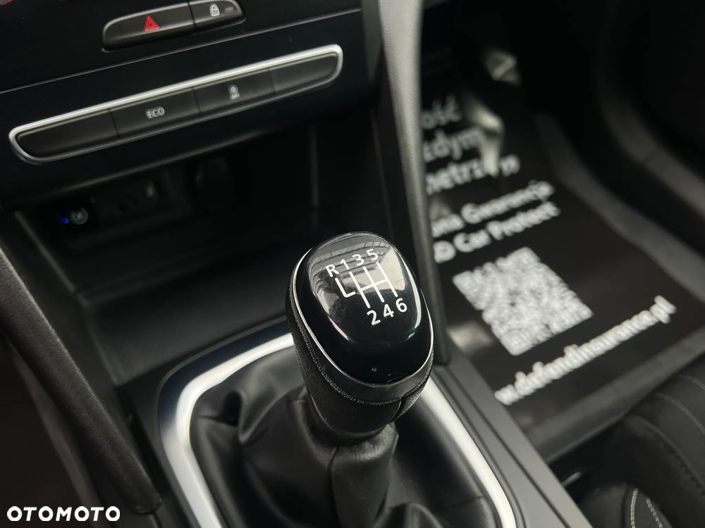 Renault Megane 1.3 TCe FAP Limited - 32