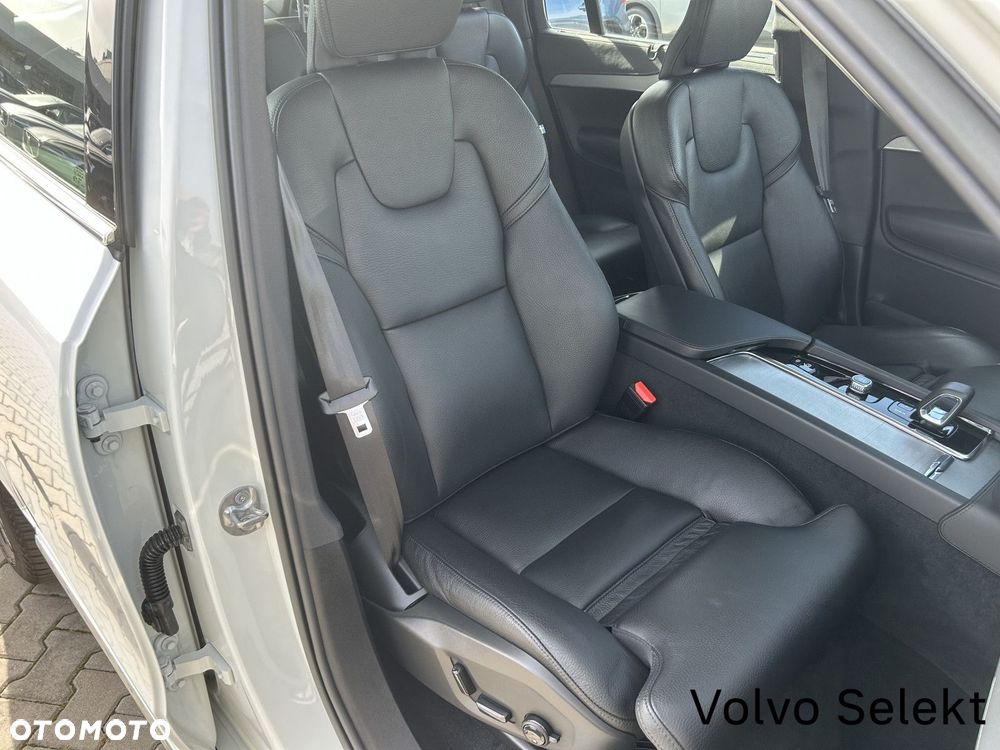 Volvo XC 90 - 29