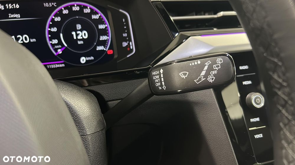 Volkswagen Arteon 2.0 TSI DSG R-Line - 24