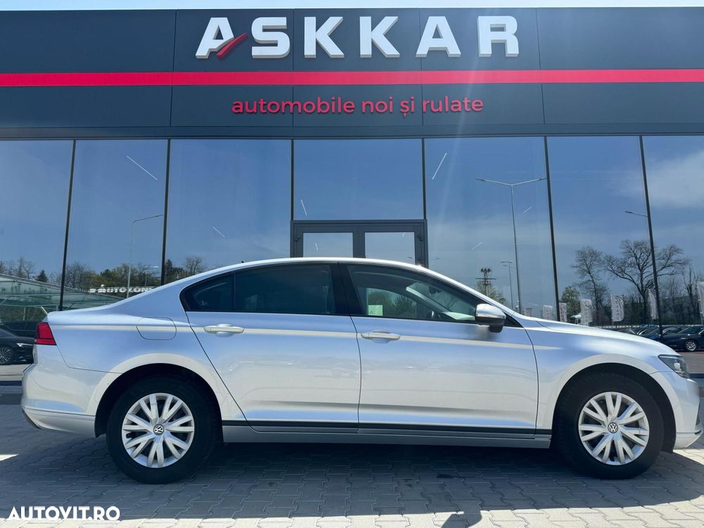 Volkswagen Passat 2.0 TDI DSG Advance - 5