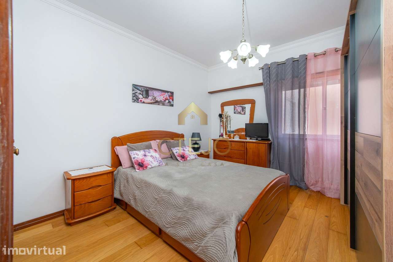 Apartamento T2 com garagem e Marquise - Grande imagem: 4/30