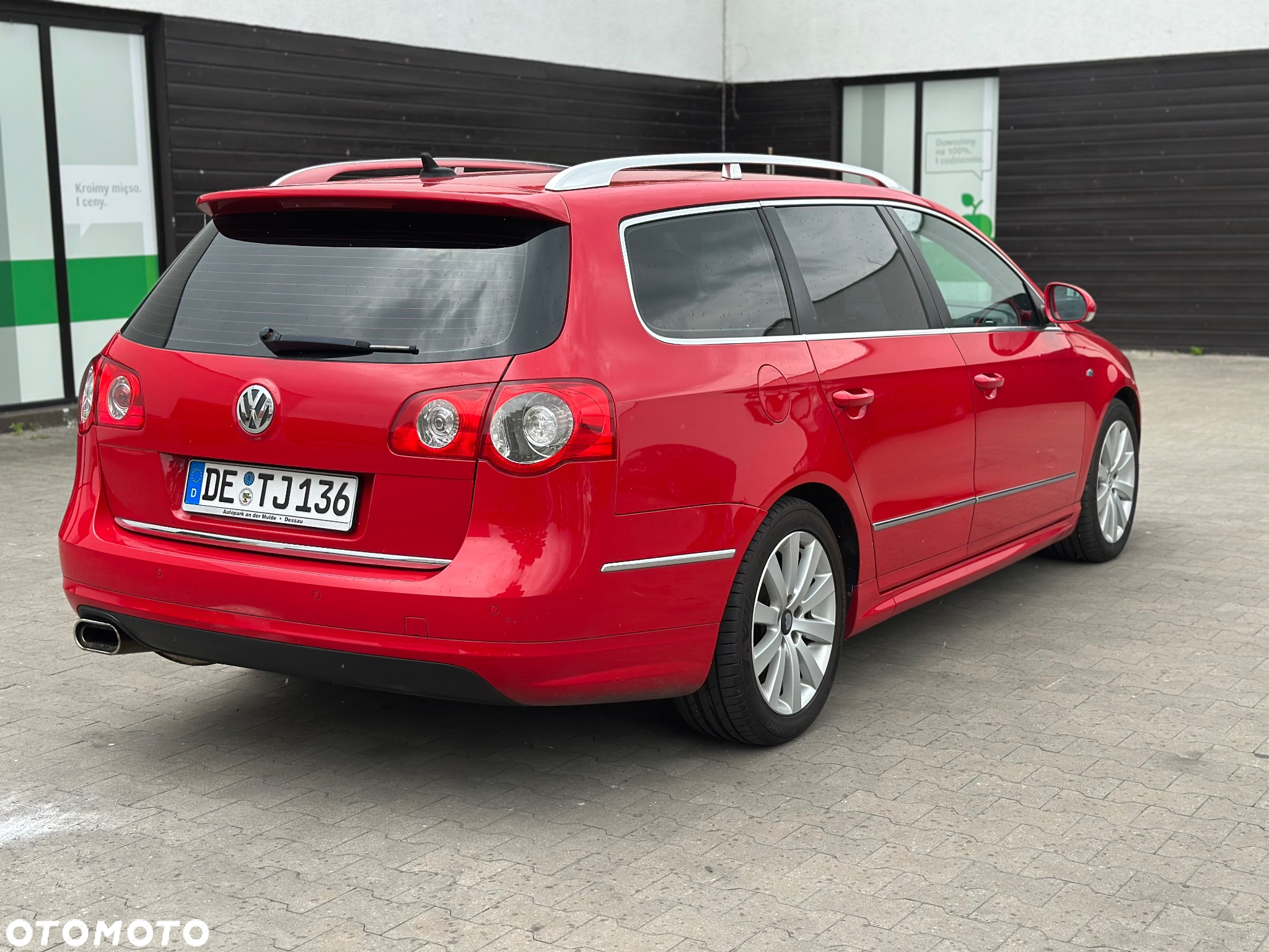 Volkswagen Passat Variant 2.0 TSI R-Line - 5