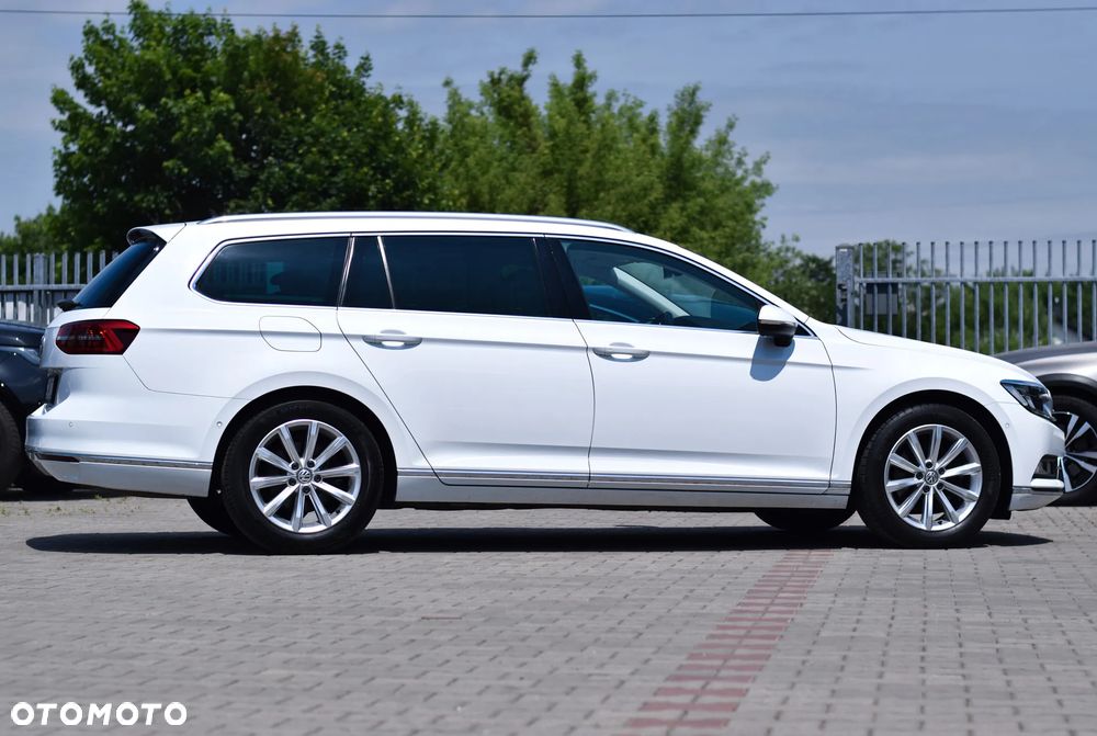 Volkswagen Passat Variant 2.0 TDI SCR DSG Highline - 38