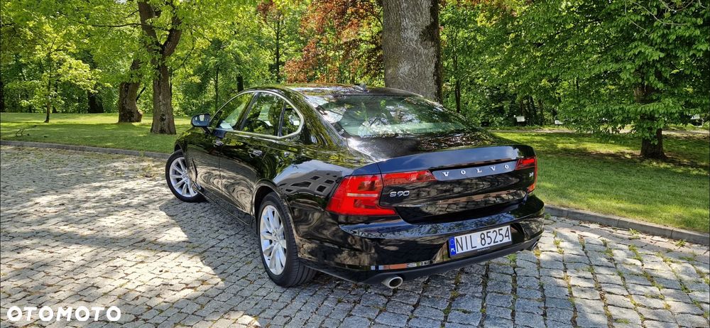 Volvo S90 T4 Momentum Pro - 4
