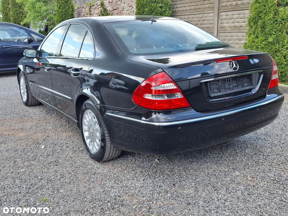 Mercedes-Benz Klasa E 320 4-Matic Avantgarde - 16