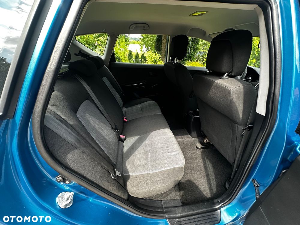 Kia Ceed - 16