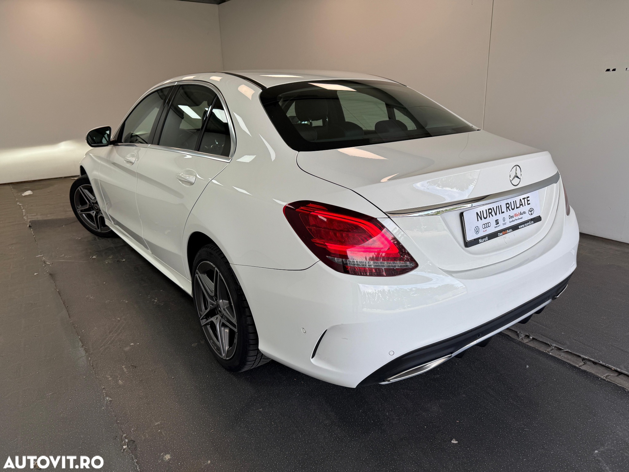 Mercedes-Benz C 200 4MATIC Aut. - 11