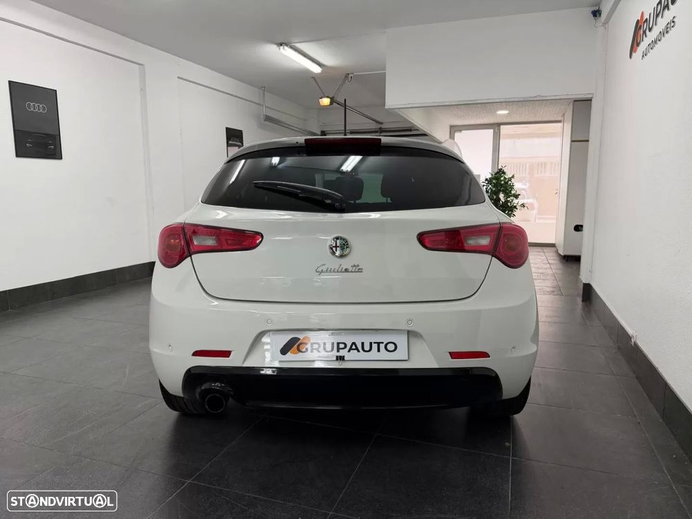 Alfa Romeo Giulietta 1.6 JTDM Trofeo - 3