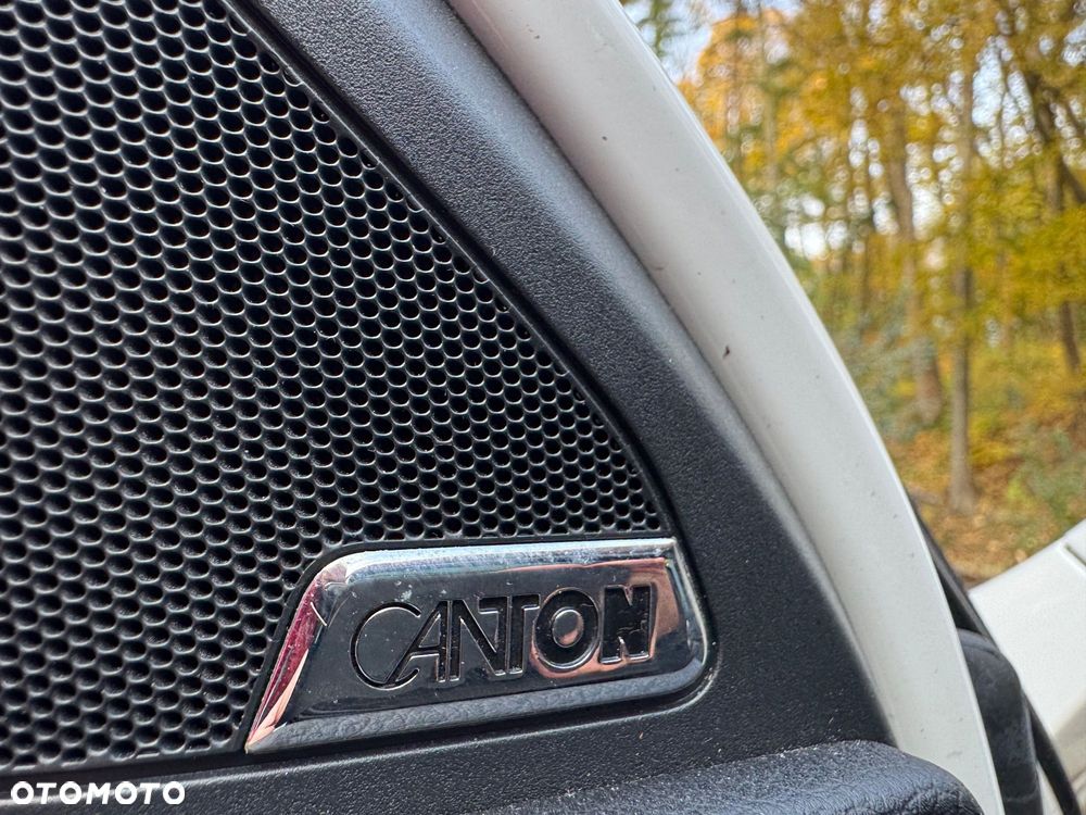 Skoda Octavia Combi 2.0 TDI RS - 27