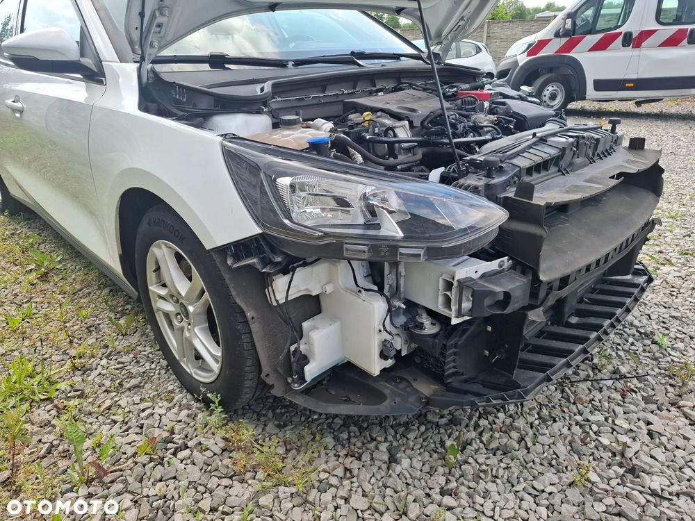 Ford Focus - 28