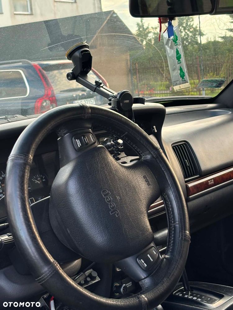Jeep Grand Cherokee - 2
