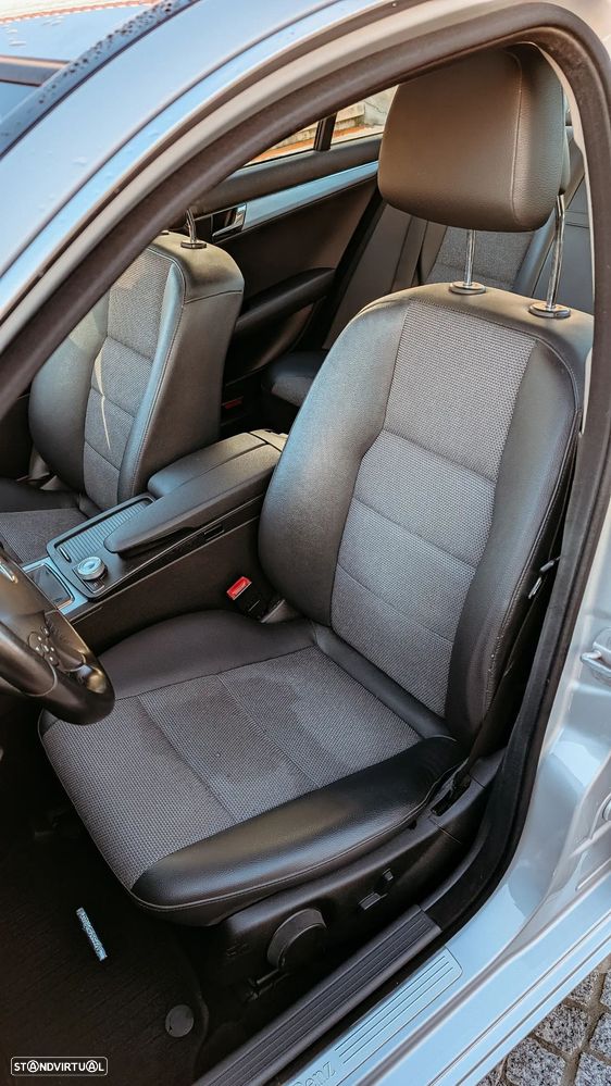 Mercedes-Benz C 220 CDI DPF BlueEFFICIENCY - 19