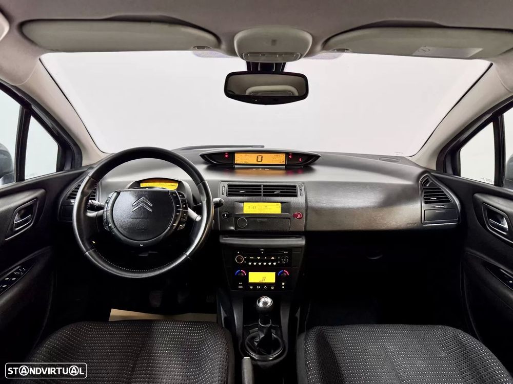 Citroën C4 1.6 HDi Exclusive - 18