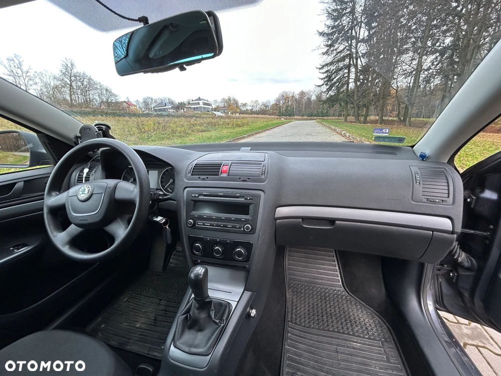 Skoda Octavia 1.6 - 30