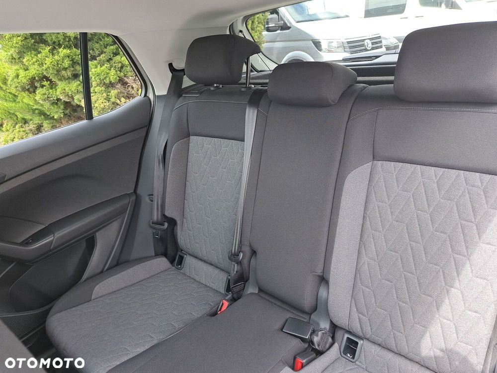 Volkswagen T-Cross - 16