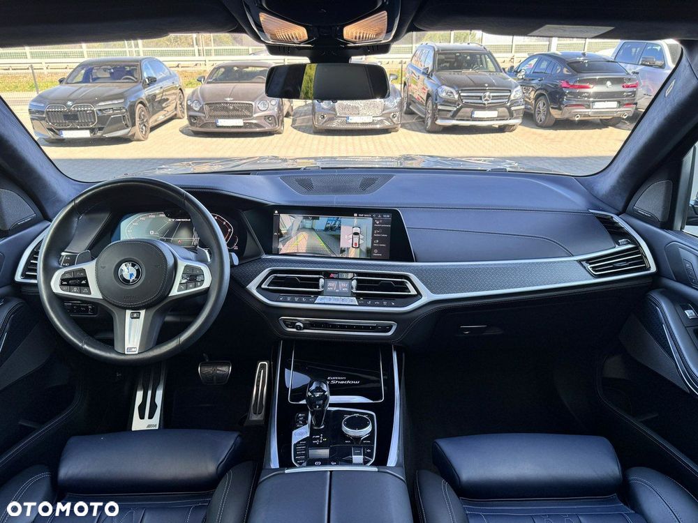 BMW X7 M50d sport - 17