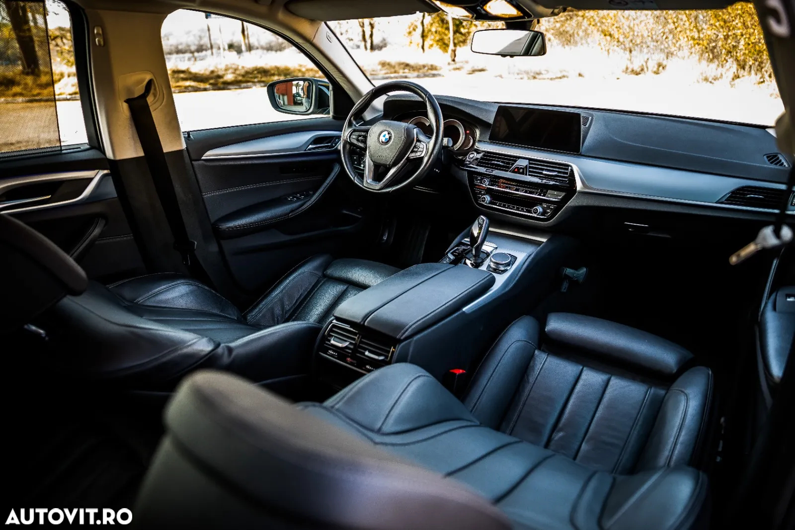 BMW Seria 5 520d Touring Aut. Luxury Line - 24