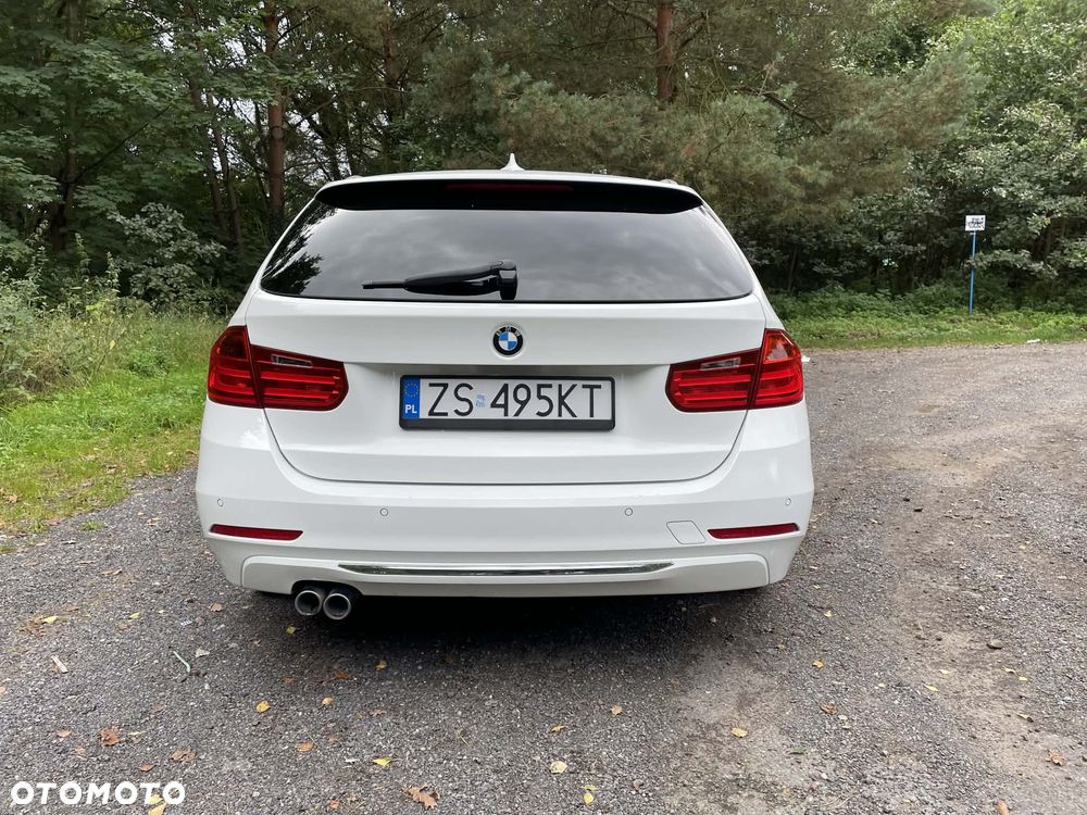 BMW Seria 3 330d Luxury Line - 9