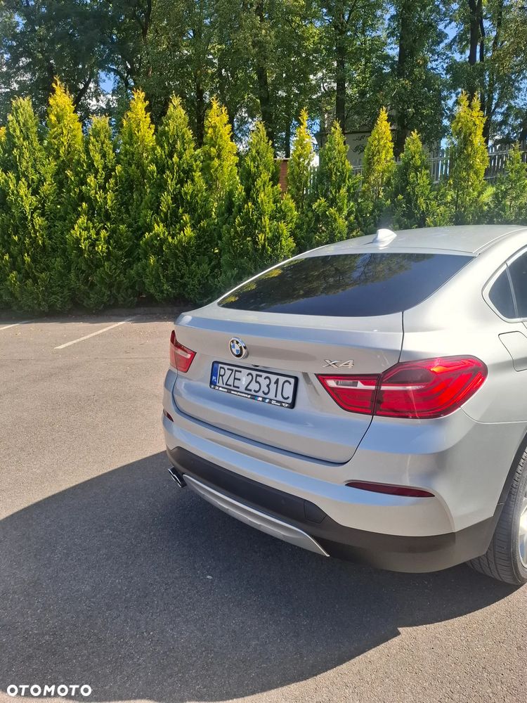 BMW X4 xDrive28i xLine - 6