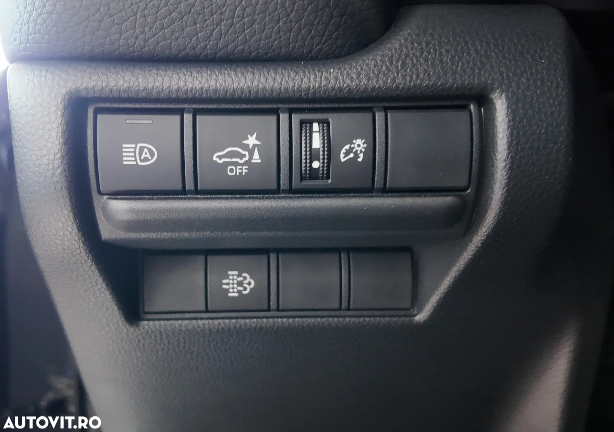 Toyota Land Cruiser 250 2.8l D-4D 204 CP A/T 5 locuri Dynamic - 17