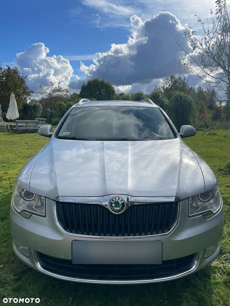 Skoda Superb 2.0 TDI 4x4 Elegance DSG - 4