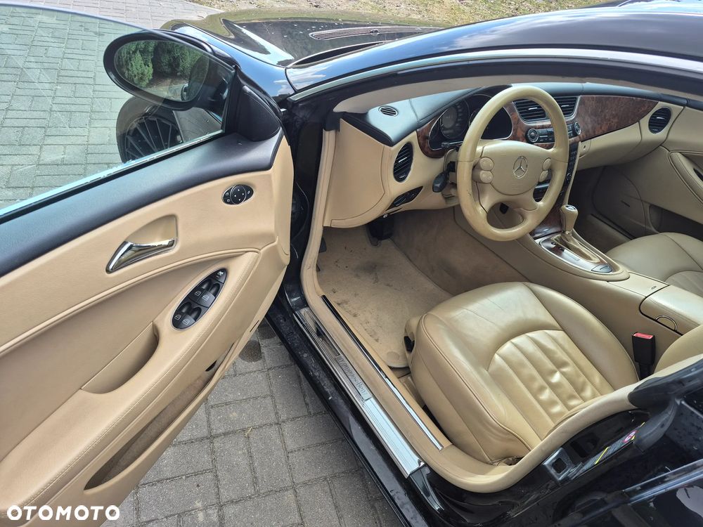 Mercedes-Benz CLS - 23