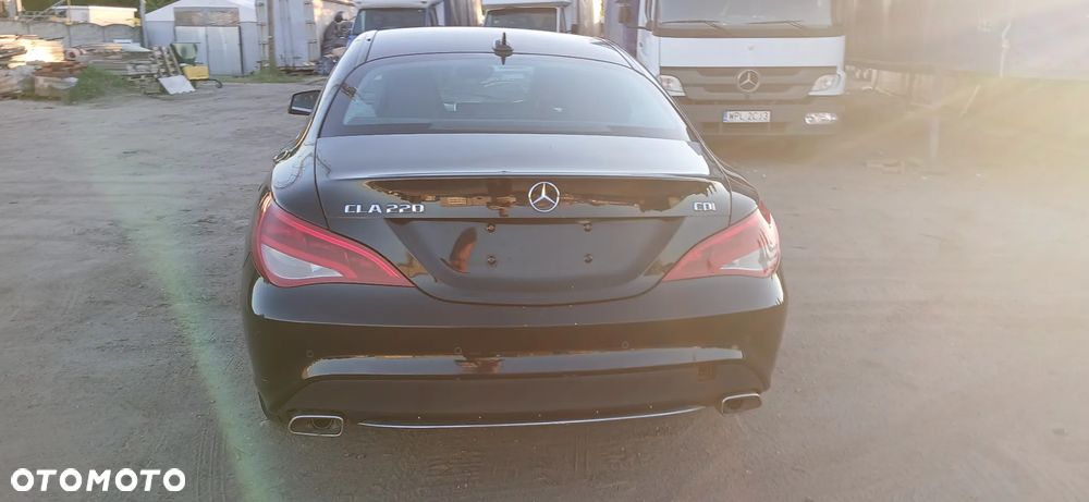 Mercedes-Benz CLA 220 CDI 7G-DCT - 8
