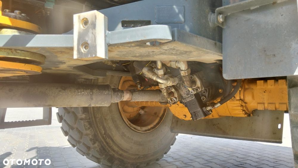 Liebherr L534 - 11