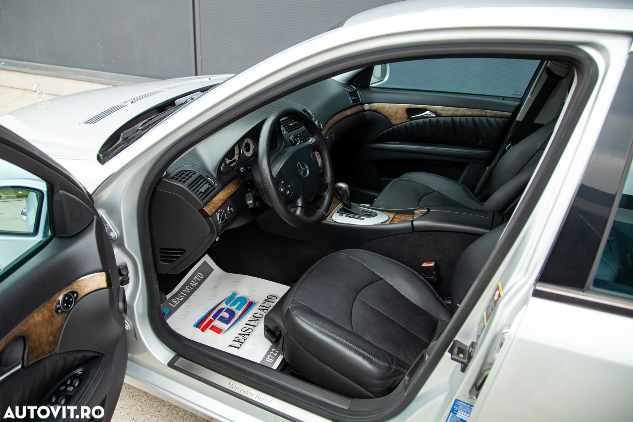Mercedes-Benz E 320 T CDI 7G-TRONIC Avantgarde - 14