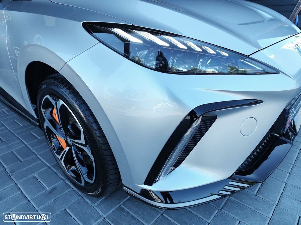 MG MG4 64 kWh XPower Luxury - 52